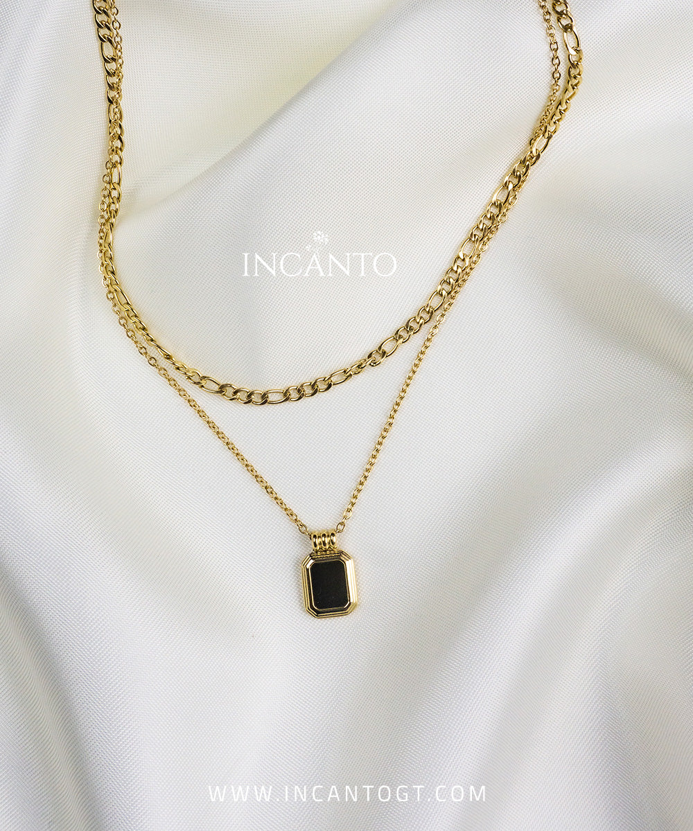 Collar Figaro y Cuadrado Negro GOLD