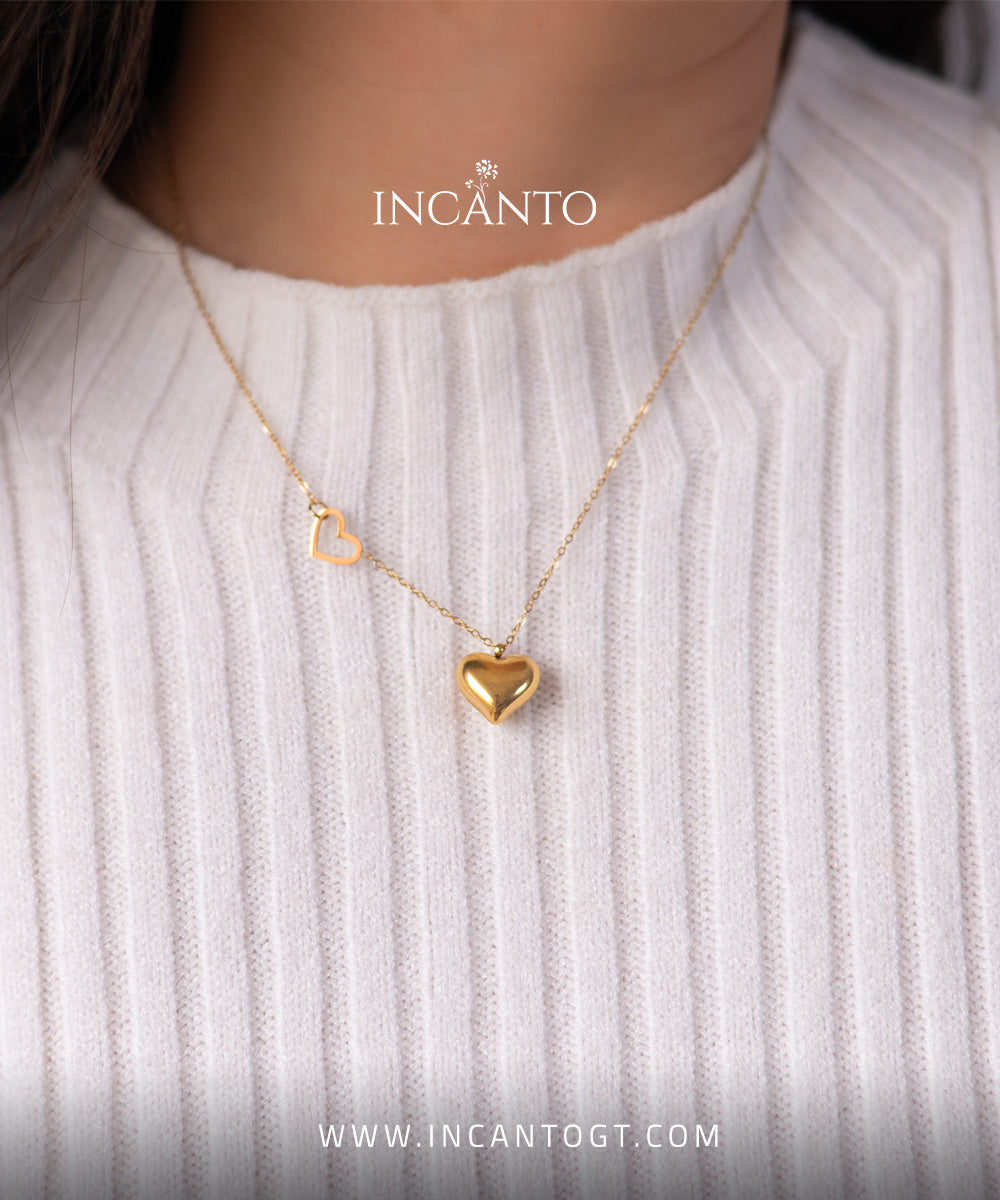 Collar De Corazón Solido y Corazón abierto GOLD