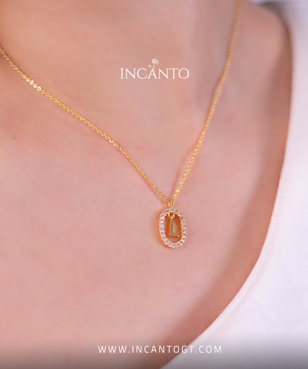 🎁 Collar Inicial L Diamantes Blancos GOLD (100% off)