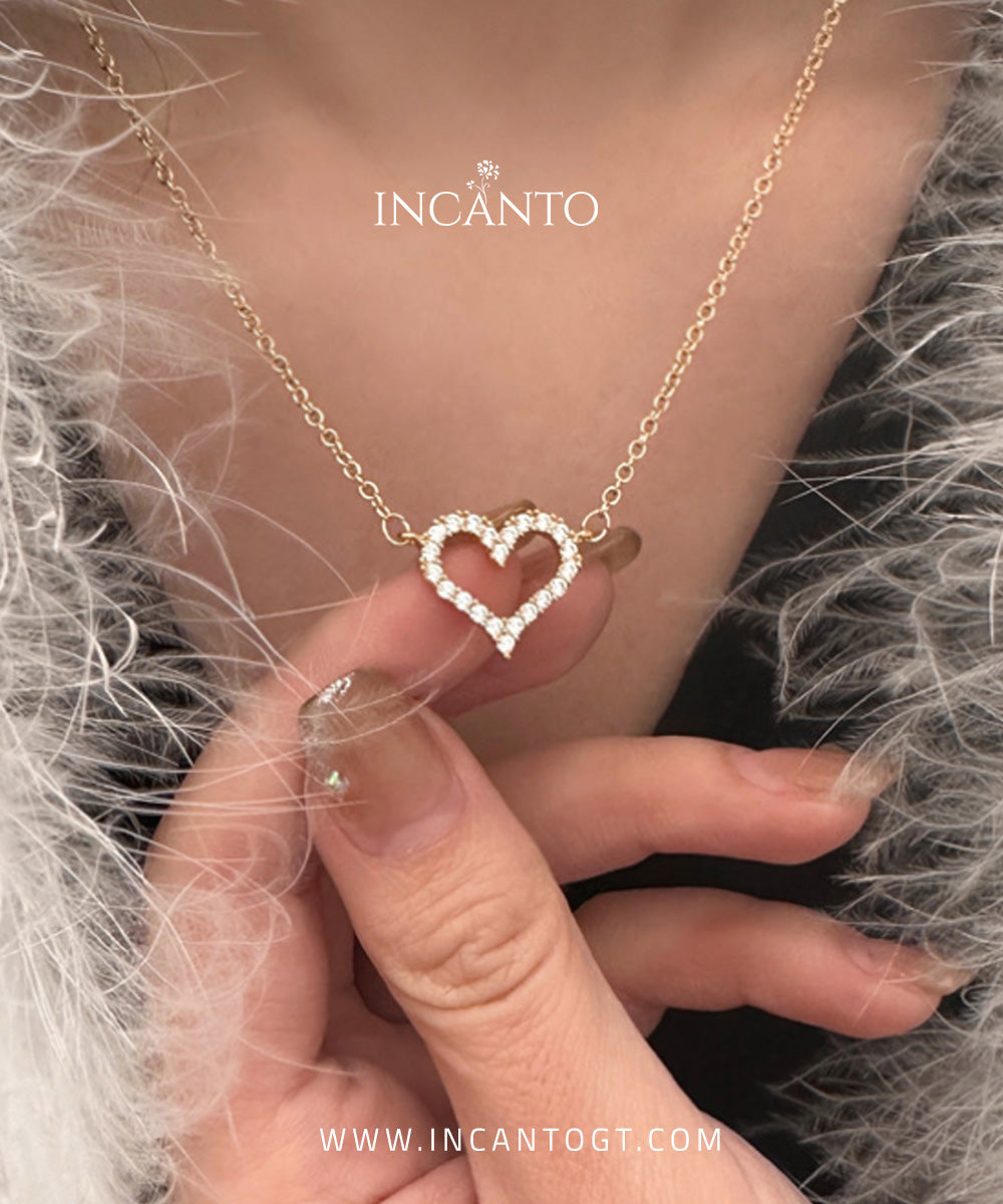 🎁 Collar De Corazón y Diamantes Gold (100% off)